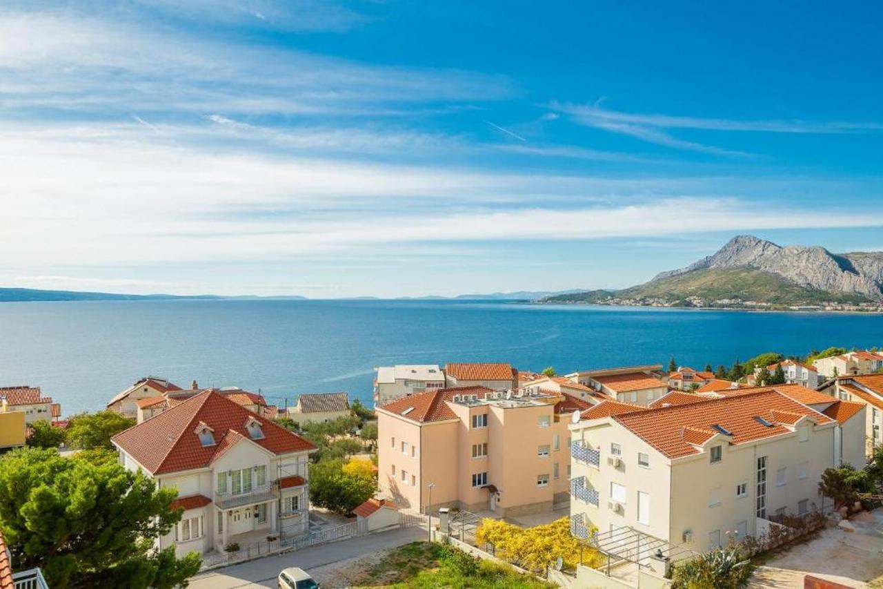 Apartments Roza Omiš Екстериор снимка