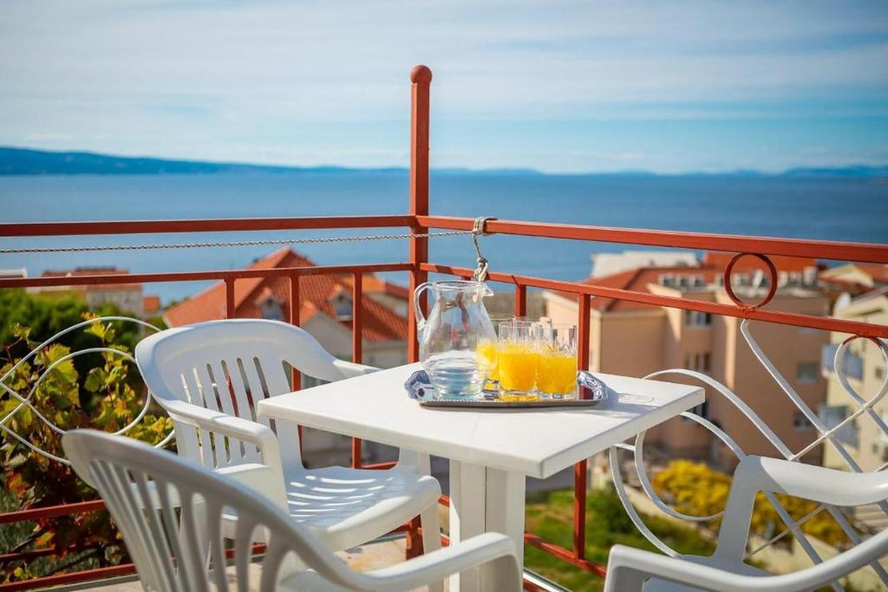 Apartments Roza Omiš Екстериор снимка
