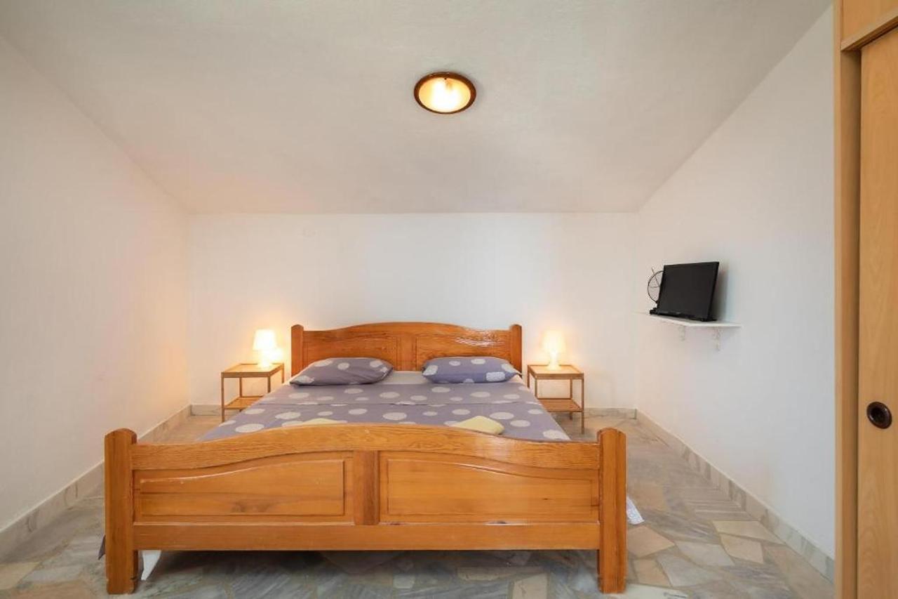 Apartments Roza Omiš Екстериор снимка