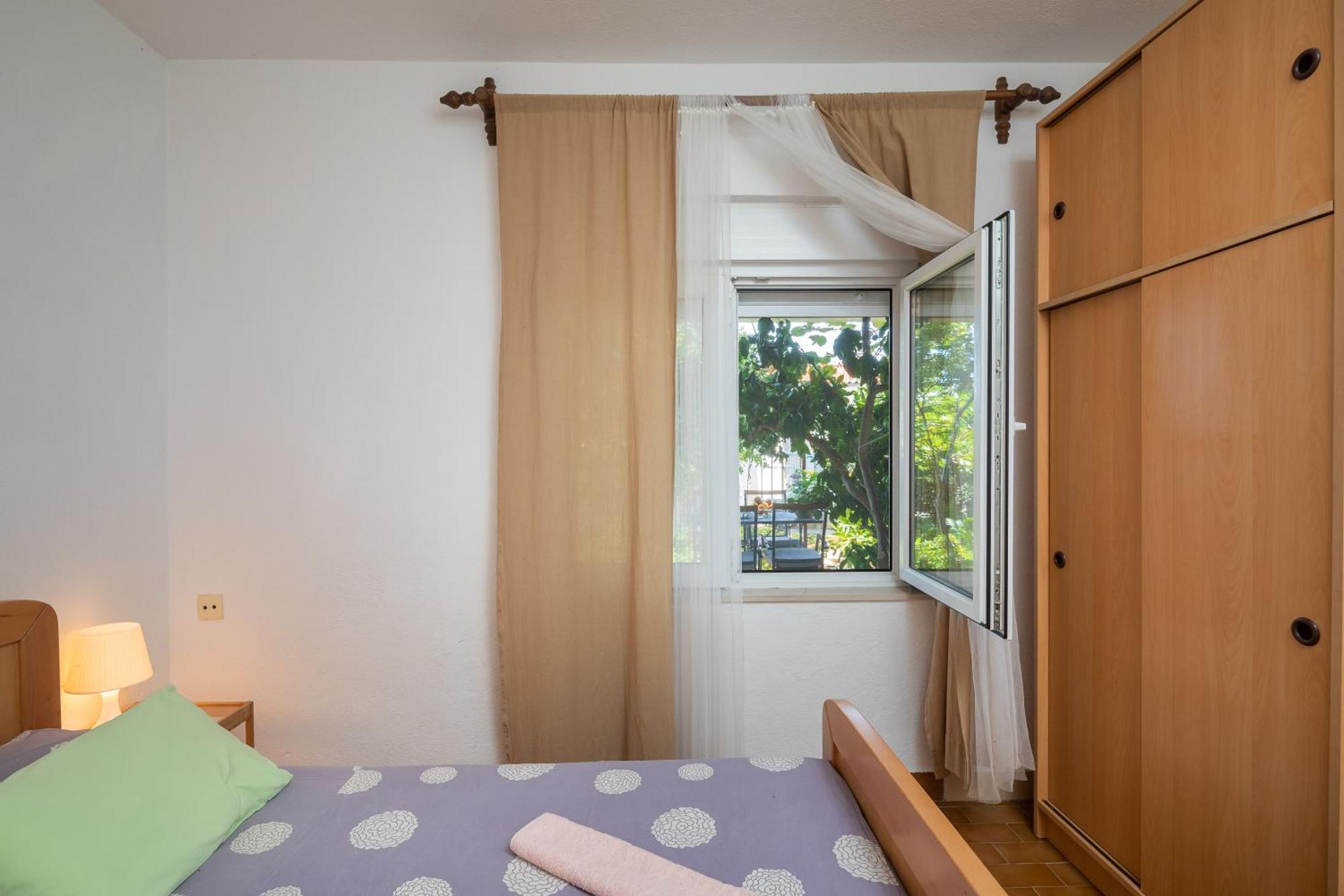 Apartments Roza Omiš Екстериор снимка
