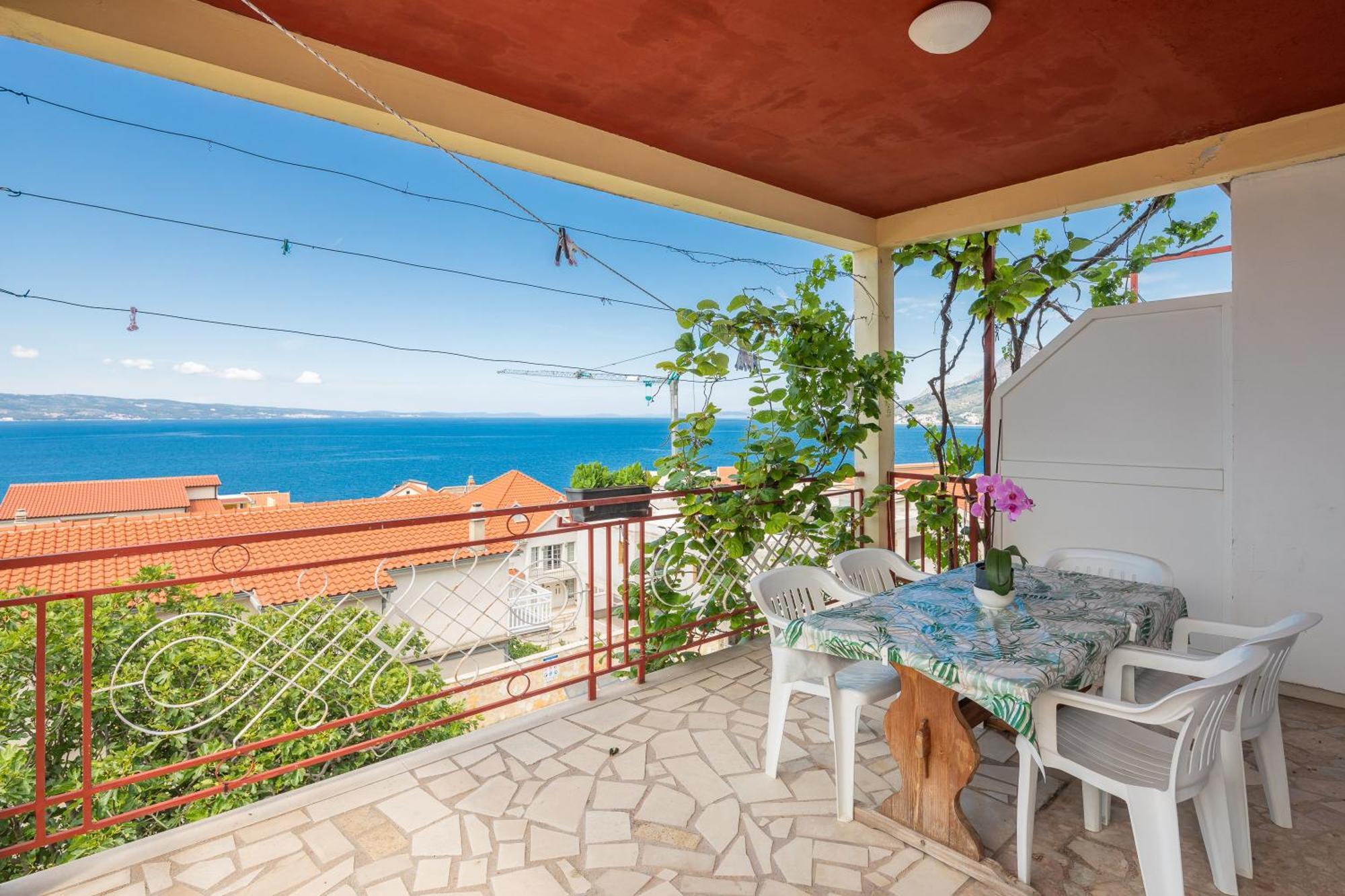 Apartments Roza Omiš Екстериор снимка
