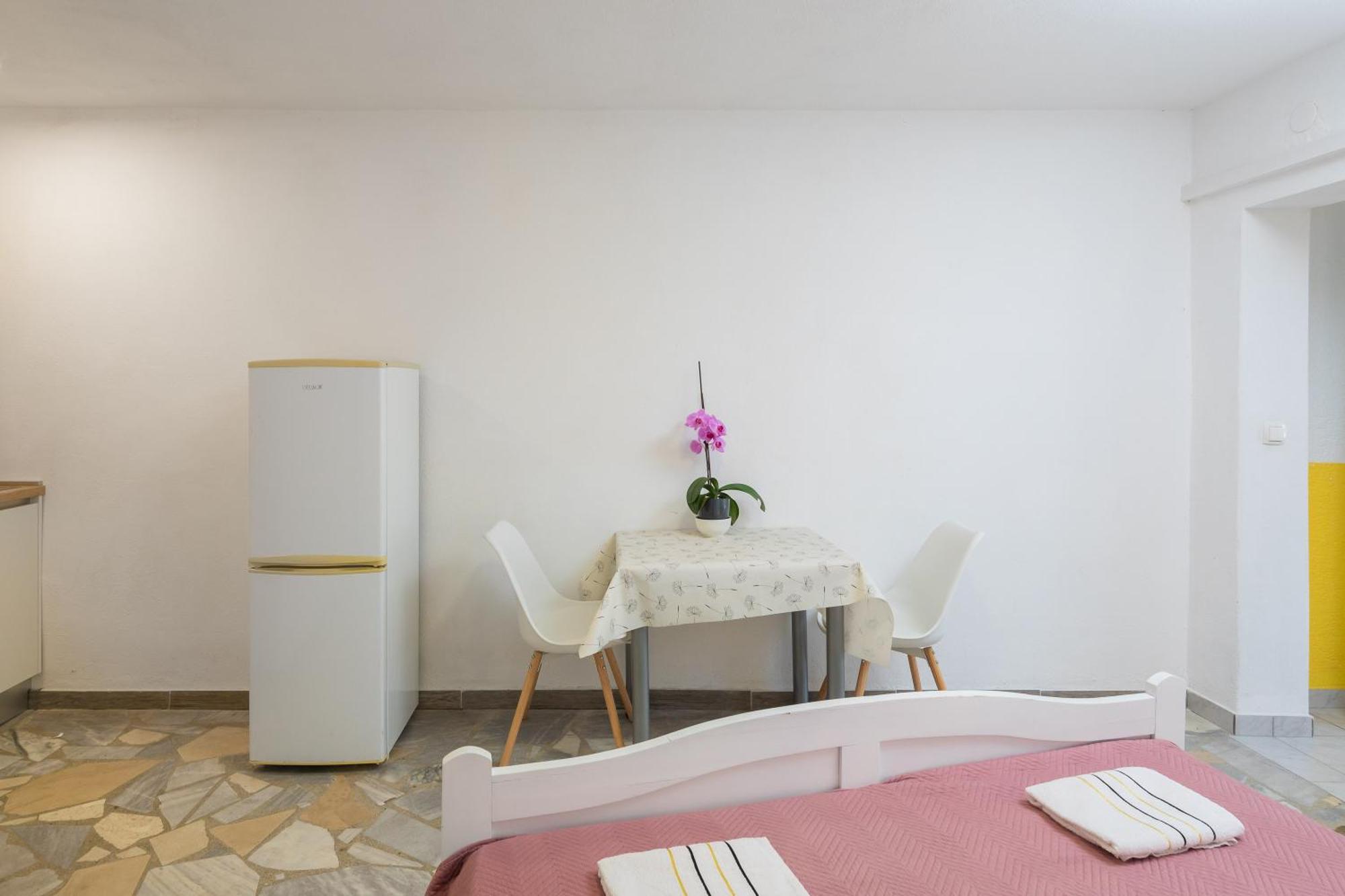Apartments Roza Omiš Екстериор снимка