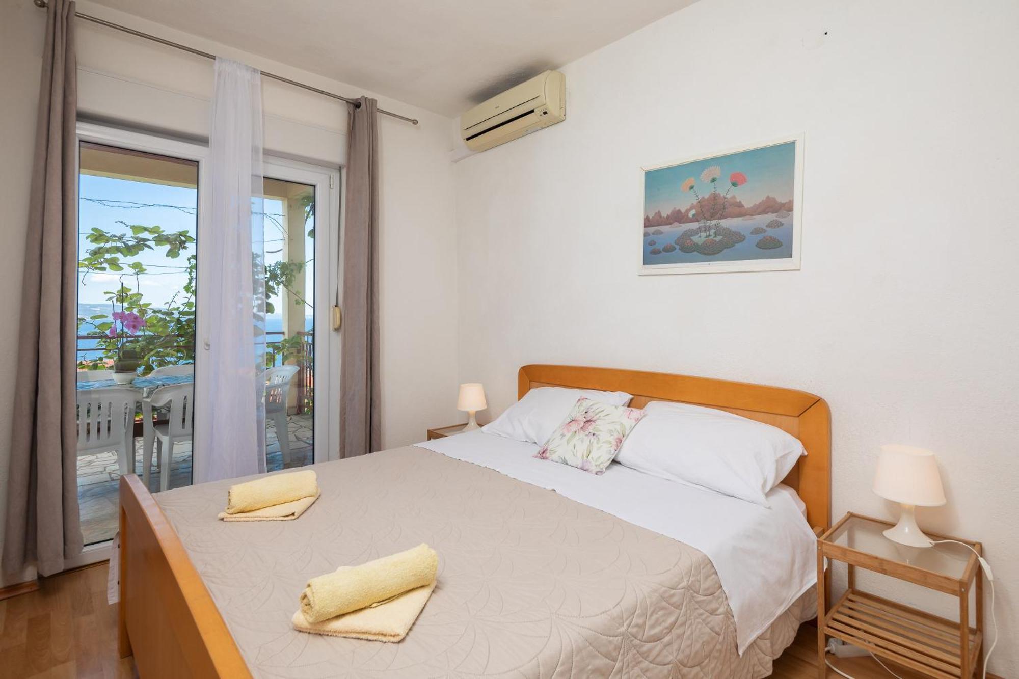 Apartments Roza Omiš Екстериор снимка